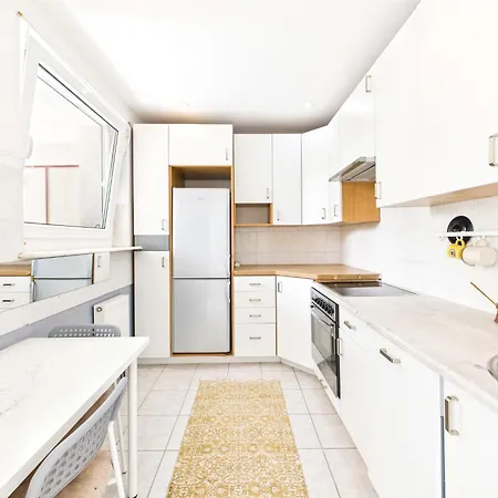 W Gdyni Przy Lesie Appartement *