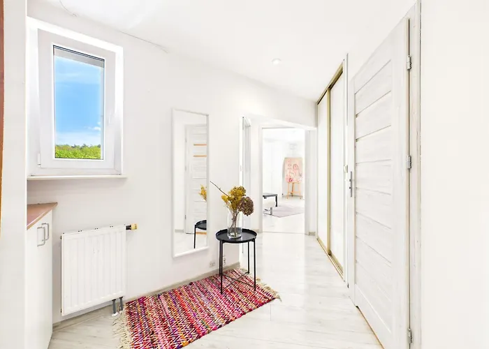 Apartament W Gdyni Przy Lesie *