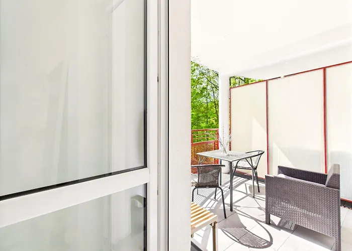 Apartament W Gdyni Przy Lesie *